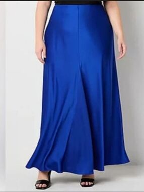 Elegant Royal Blue Maxi Skirt